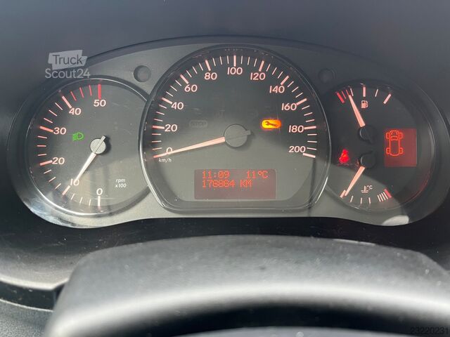Mercedes-Benz Citan 109 CDI / BlueEFFICIENCY / Aircondition / Syn 04/27 Mercedes-Benz Citan 109 CDI / Blue EFFICIENCY / Airco / APK-T...
