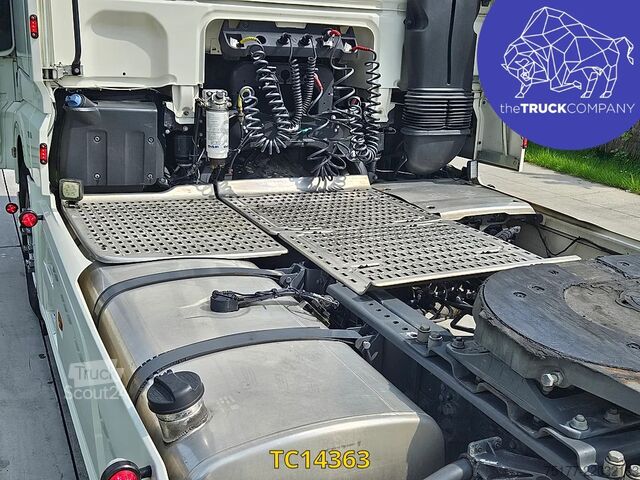 Padrão-SZM DAF XF 105 530