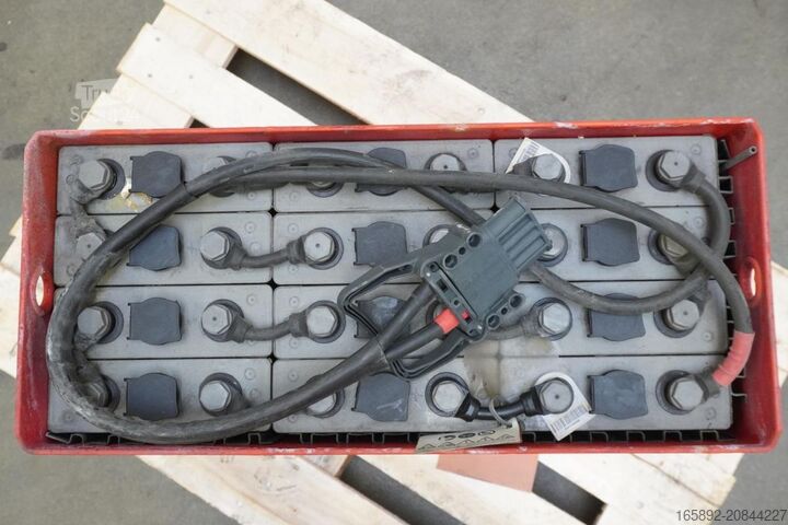 Gabelstaplerbatterie GNB 24 Volt 2 PzS 375 Ah