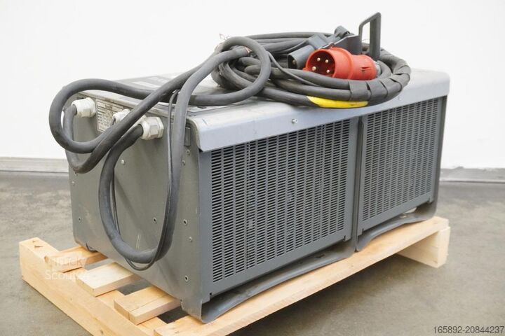 Gabelstaplerbatterie INDUSTRIE AUTOMATION D 400 G 48/300 B30-FP D