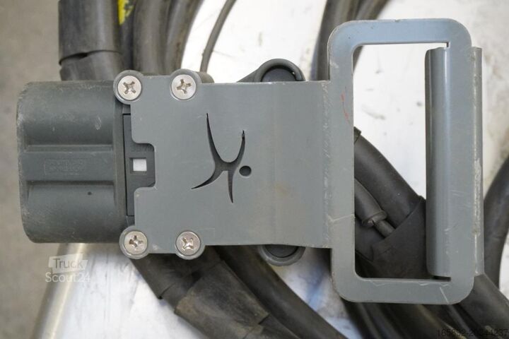 Gabelstaplerbatterie INDUSTRIE AUTOMATION D 400 G 48/300 B30-FP D