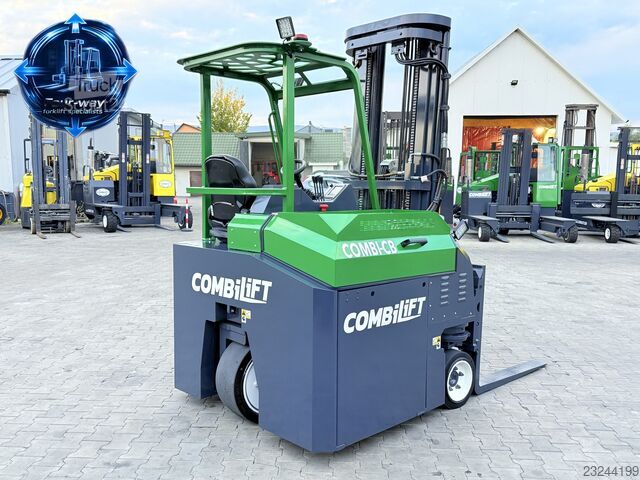 Wózek widłowy czterokierunkowy Combilift CBE3000 TRIPLEX 6000 POSITIONER
