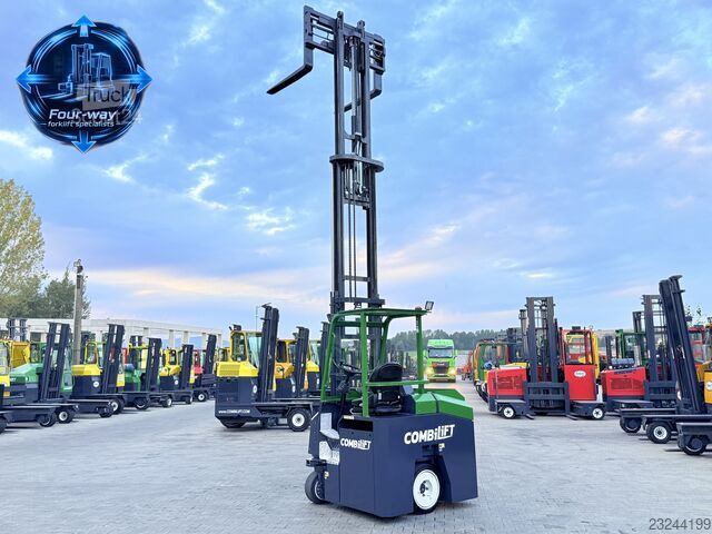 Wózek widłowy czterokierunkowy Combilift CBE3000 TRIPLEX 6000 POSITIONER