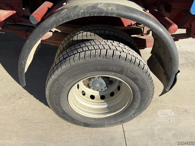 Tre-vejs tippevogn Iveco Eurocargo 75E14K Kipper 4x2 Euro2