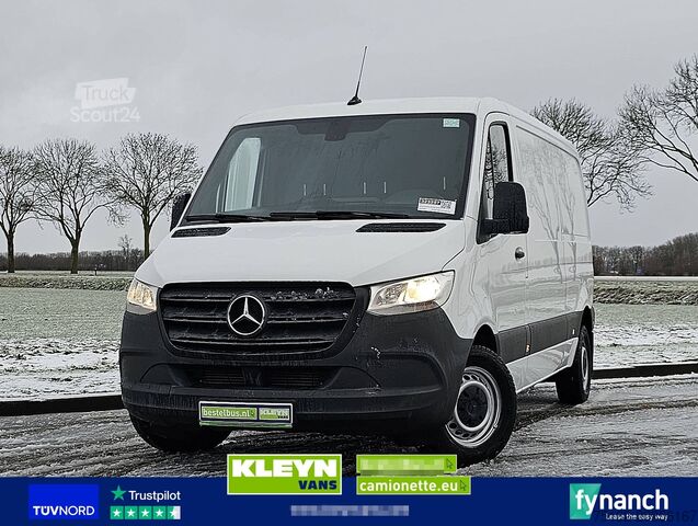 High-roof van MERCEDES-BENZ SPRINTER 214 L2H1 Mbux Euro6 AC!