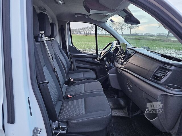 High-roof van FORD TRANSIT CUSTOM 2.0 L2H1 Navi Airco