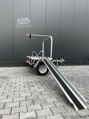 Motortrailer Debon Roadster Camp Querlader Wohnmobilhänger