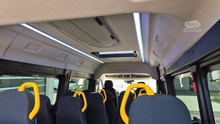 Minibuss Opel Movano Lord light Lagerfahrzeug Stock 18 SS