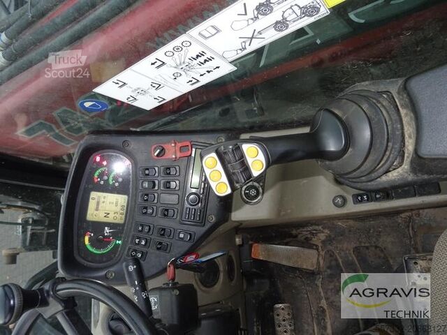 Teleszkópos rakodó Case IH FARMLIFT 742