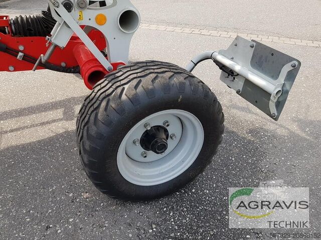 Heuwender Pöttinger HIT 12.14 T