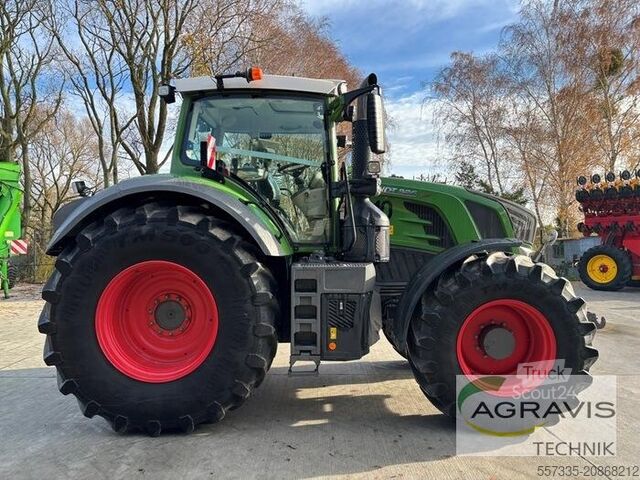 Traktor Fendt 826 VARIO S4