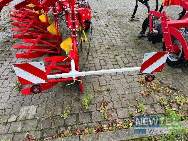 Pflug Pöttinger SERVO 45 M PLUS NOVA 5-SCHARIG(4+1)