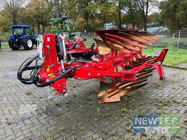 Pflug Pöttinger SERVO 45 M PLUS NOVA 5-SCHARIG(4+1)