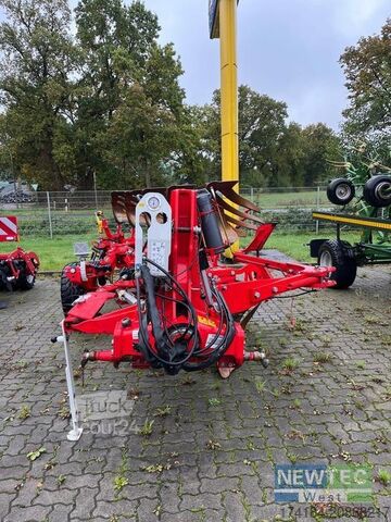 Pflug Pöttinger SERVO 45 M PLUS NOVA 5-SCHARIG(4+1)