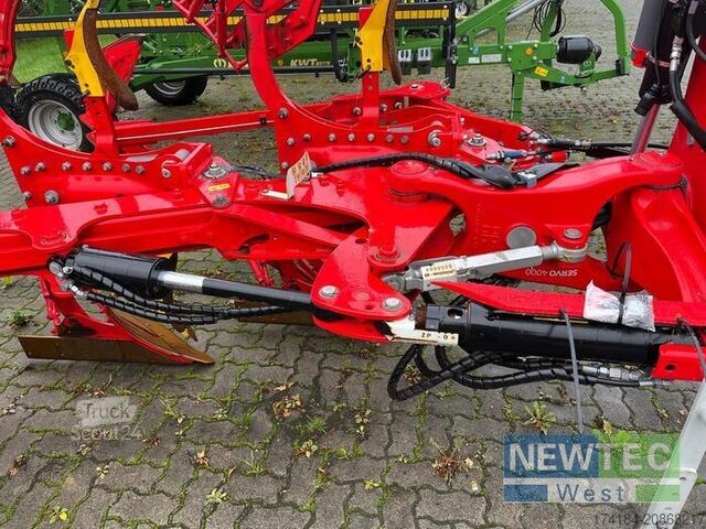 Pflug Pöttinger SERVO 45 M PLUS NOVA 5-SCHARIG(4+1)