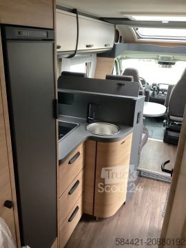 Polintegriran avtodom Knaus L!VE TI 700 MEG Platinum Selection *MJ 26*180 PS*Automatik*4,25 t