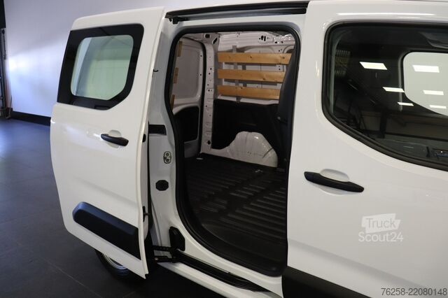 Hochdachkombi Peugeot Partner 1.2 Benzine! EURO 6 - Airco - Navi - Cr...