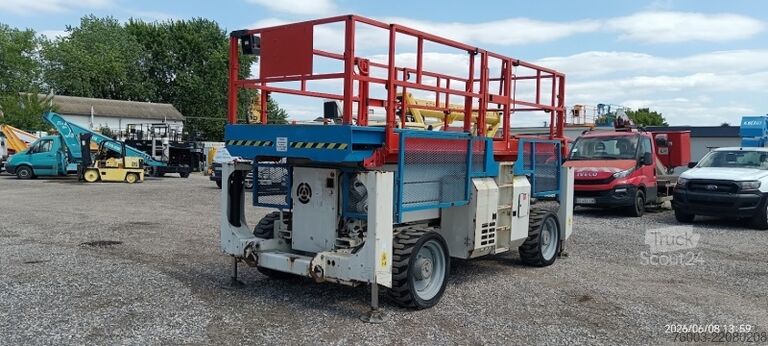 Scherenarbeitsbühne Genie GS3390 - 12,06 m - 4x4 - diesel