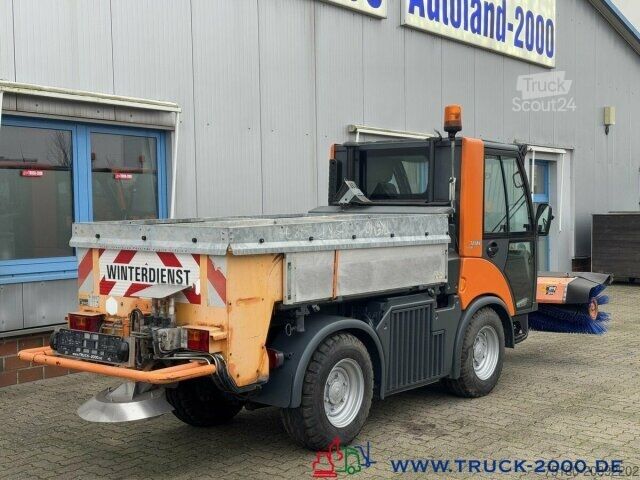 Kehrmaschine Multicar Tremo X56 Winterdienst Streuer + Besen NUR7536KM