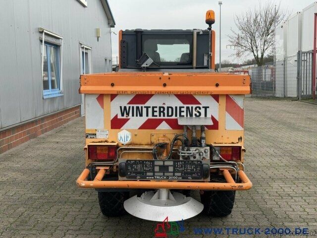 Kehrmaschine Multicar Tremo X56 Winterdienst Streuer + Besen NUR7536KM