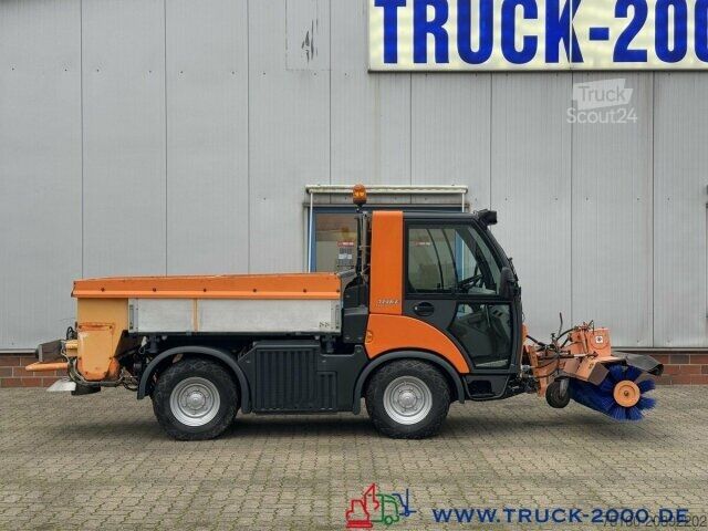 Kehrmaschine Multicar Tremo X56 Winterdienst Streuer + Besen NUR7536KM