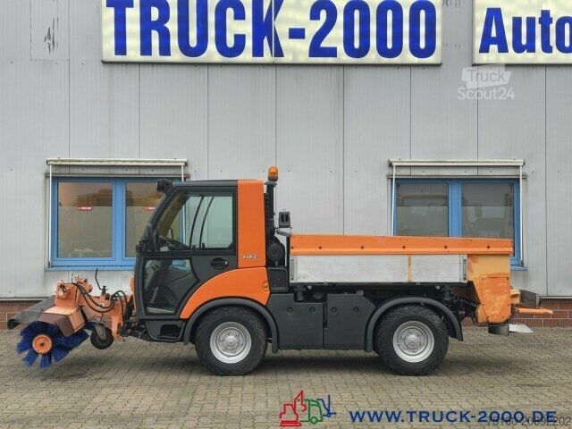 Kehrmaschine Multicar Tremo X56 Winterdienst Streuer + Besen NUR7536KM