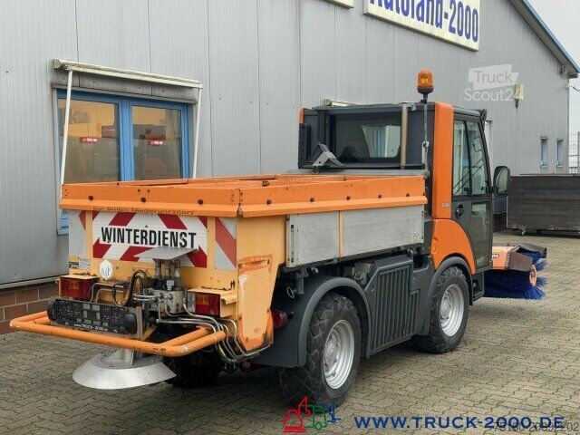 Kehrmaschine Multicar Tremo X56 Winterdienst Streuer + Besen NUR7536KM