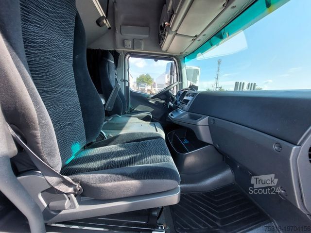 Tovorno vozilo s ravno platformo in ponjavo MERCEDES-BENZ Atego 1223 L/NR 20 20 Paletten
