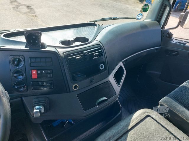 Tovorno vozilo s ravno platformo in ponjavo MERCEDES-BENZ Atego 1223 L/NR 20 20 Paletten