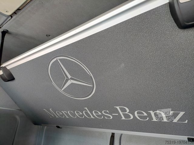 Tovorno vozilo s ravno platformo in ponjavo MERCEDES-BENZ Atego 1223 L/NR 20 20 Paletten