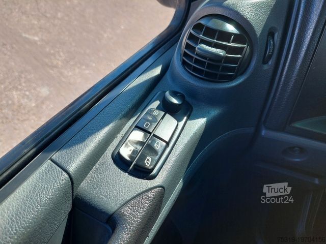 Tovorno vozilo s ravno platformo in ponjavo MERCEDES-BENZ Atego 1223 L/NR 20 20 Paletten