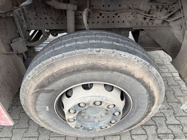 Camion-benne tricar MERCEDES-BENZ Arocs 3243 8x4 Kipper Schwarzmuller Bordmatik