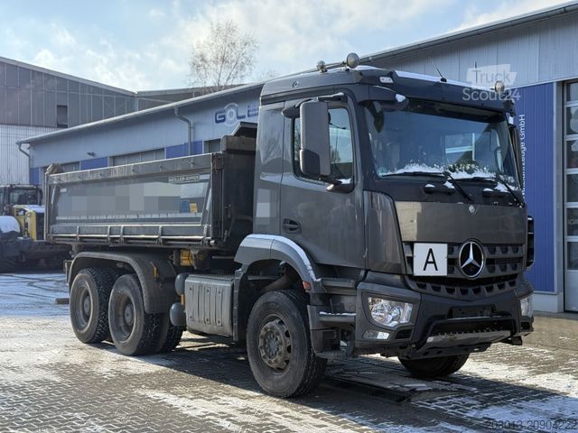 Camion-benne tricar MERCEDES-BENZ Arocs 2646 6x4 Kipper MEILLER Bordmatik