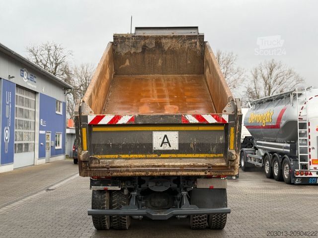 Camion-benne tricar MERCEDES-BENZ Arocs 2646 6x4 Kipper MEILLER Bordmatik