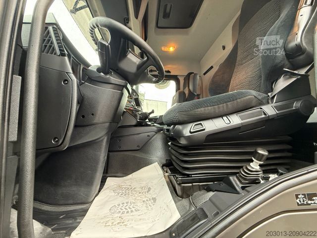 Camion-benne tricar MERCEDES-BENZ Arocs 2646 6x4 Kipper MEILLER Bordmatik