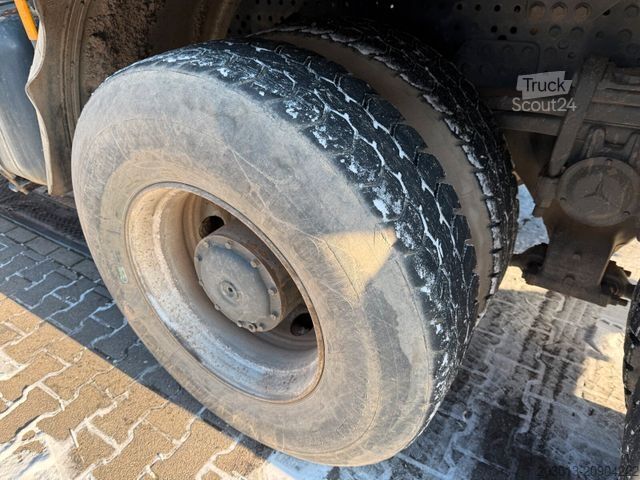 Camion-benne tricar MERCEDES-BENZ Arocs 2646 6x4 Kipper MEILLER Bordmatik