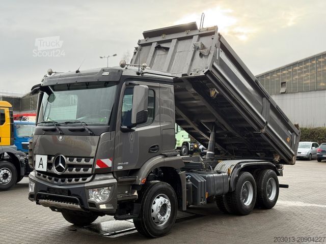 Camion benne MERCEDES-BENZ Arocs 2646 6x4 Kipper MEILLER Bordmatik