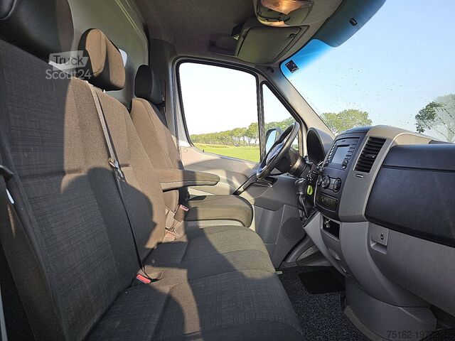 Resväska MERCEDES-BENZ SPRINTER 316 Bakwagen Deuren!