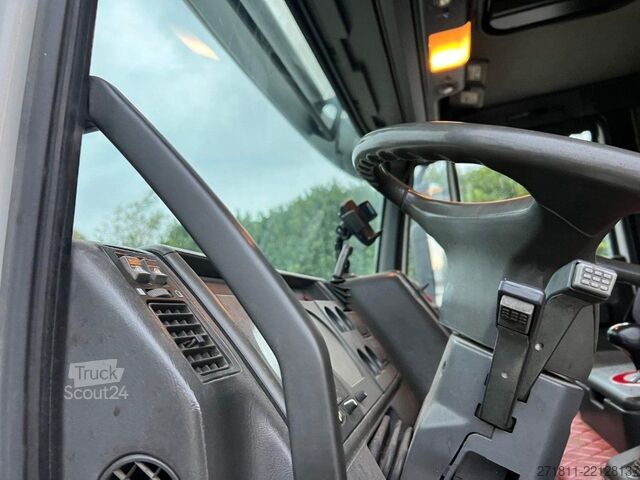 Tovornjak s kavljem za kontejnerje IVECO IVECO 260E43 EUROTECH SCARRABILE