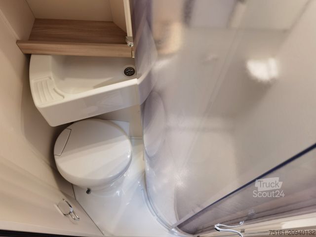 Alkove-camper EURAMOBIL ACTIVA ONE 690 HB / 180PS-40H MAXI/ PANORAMADACH