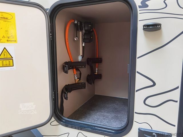 Pusiau integruotas kemperis EURAMOBIL XTURA 686 EF /-2025- / 4x4 / TOP-AUSSTATTUNG