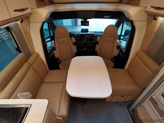 Pusiau integruotas kemperis EURAMOBIL XTURA 686 EF /-2025- / 4x4 / TOP-AUSSTATTUNG