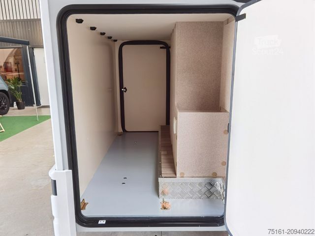 Yarı entegre karavan FORSTER T 599 HB COUPÈ / - 2026 - / HECKBETT & HUBBETT