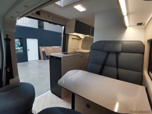 Camping-car CHAUSSON V594 FIRST LINE LIGHT / -MODELL 2026- / 140 PS