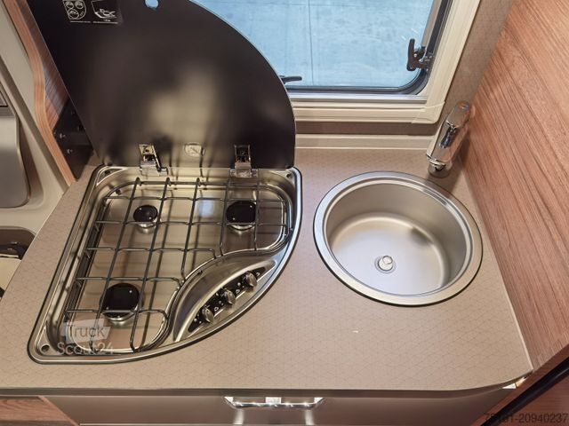 Teilintegriertes Wohnmobil WEINSBERG CARACOMPACT SUITE 640 MEG PEPPER / - MODELL 2025