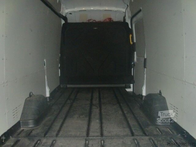 Fourgon tôlé Ford Transit Trend 350 L4H3 Parktronic