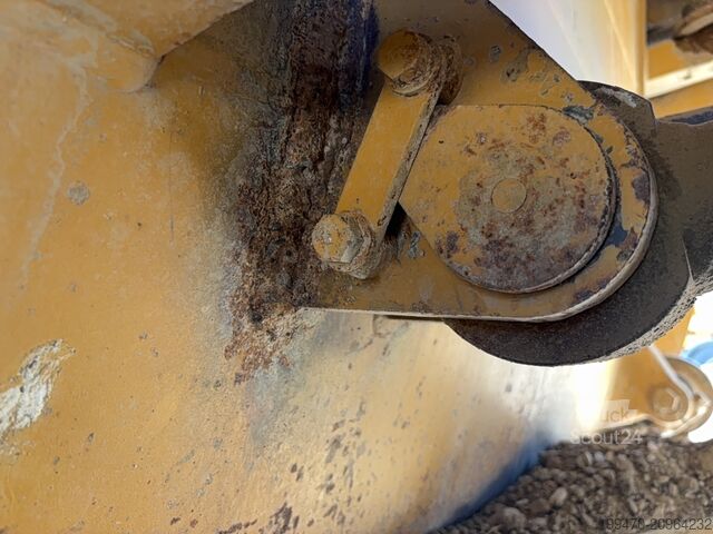 Skrapa Caterpillar 615C