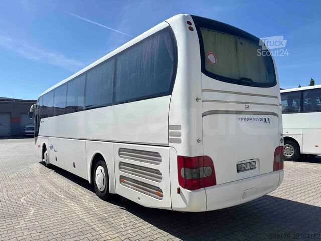 туристичний автобус  