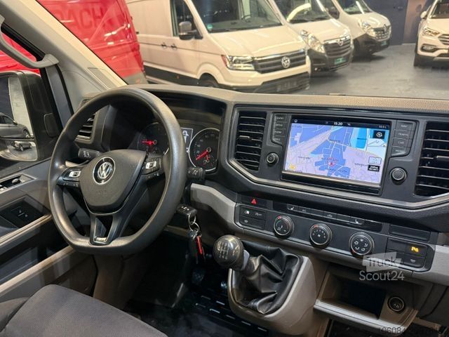 Fourgon tôlé VOLKSWAGEN Crafter Kasten L2-H2 Klima Tempomat R-CAM AHK