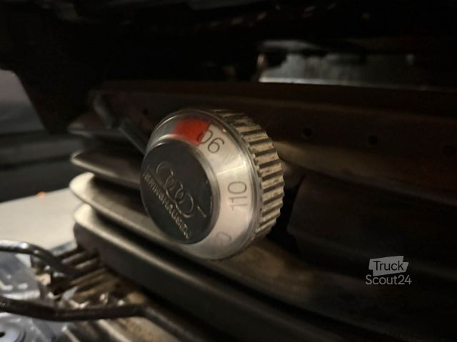 Kombi z visokim stropom VOLKSWAGEN Crafter Kasten L2-H2 Klima Tempomat R-CAM AHK